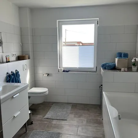 Gemuetliche 100 Qm In Ostseenaehe